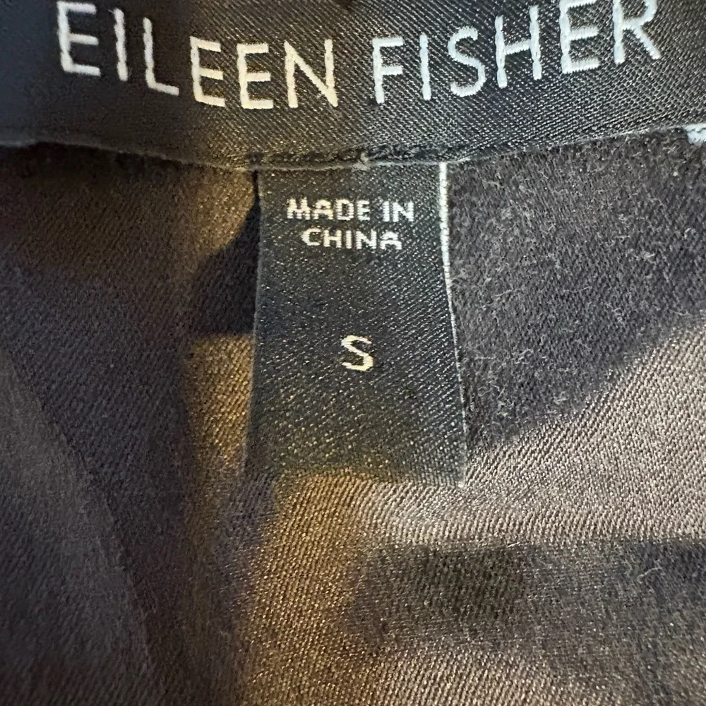 EILEEN FISHER Silk Georgette Crêpe Scoop-Neck Tank - Picture 4 of 5